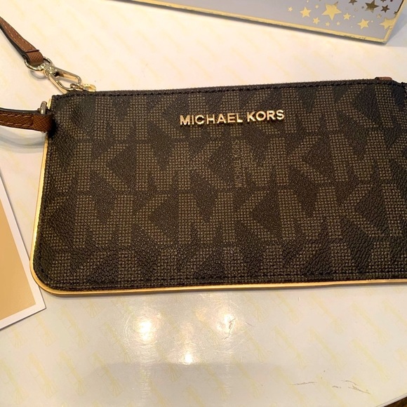 Michael Kors Specchio Jet Set Travel Wristlet NWT - Picture 2 of 11